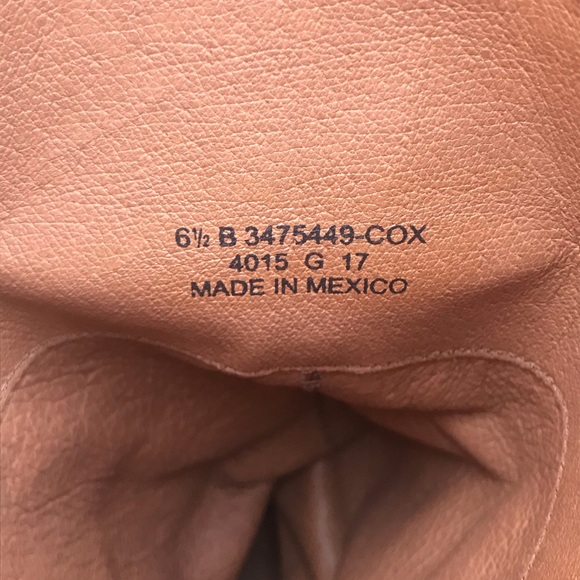 ☘️ Frye Cox Melissa Button 2 Boots ☘️ - Picture 5 of 12